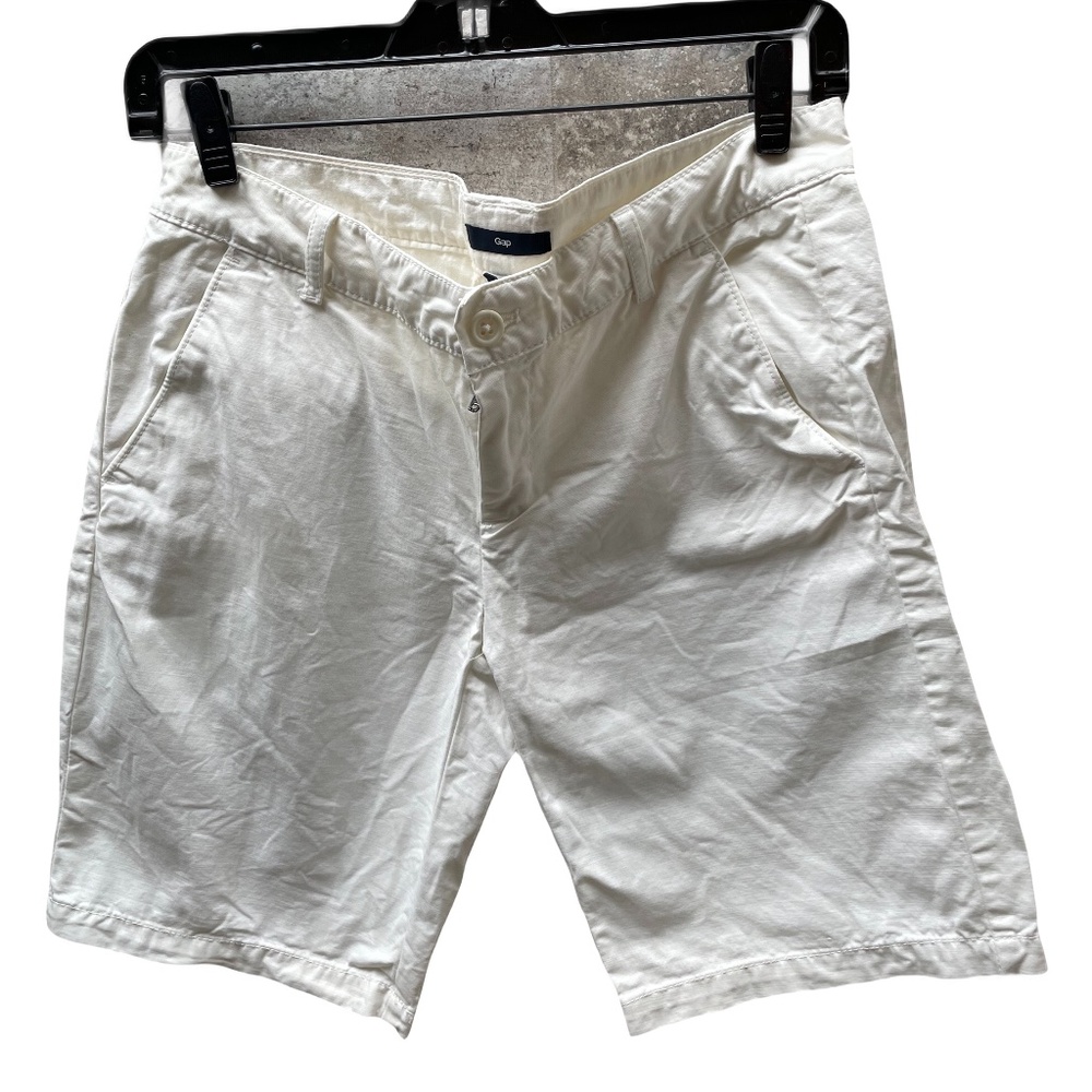❤️ GAP WHITE BERMUDA SHORTS SIZE 2